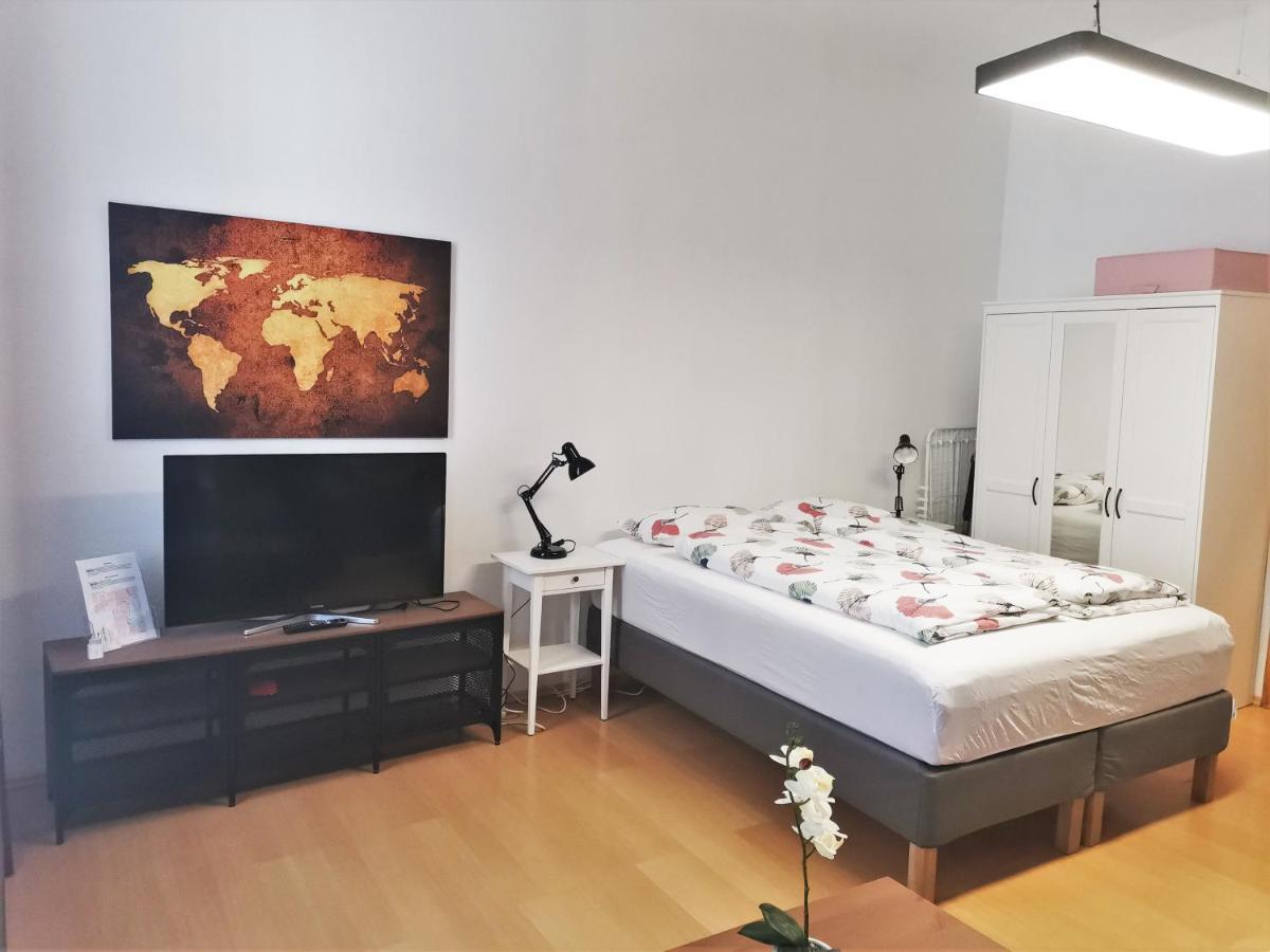 Studio & Apartments Near Reumannplatz 维也纳 外观 照片