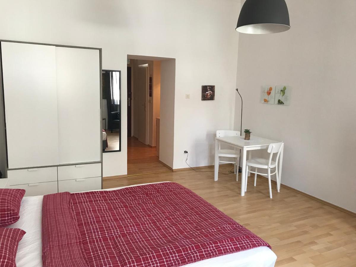 Studio & Apartments Near Reumannplatz 维也纳 外观 照片