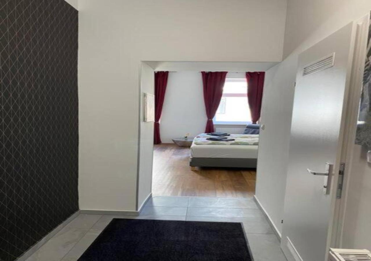 Studio & Apartments Near Reumannplatz 维也纳 外观 照片